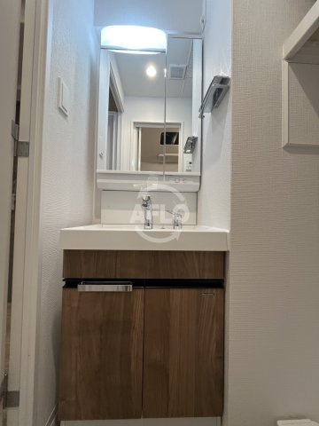 シャテーニュ上本町の独立洗面台|シャテーニュ上本町　独立洗面台