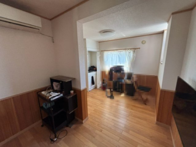坂左右町　近藤様店舗の内装