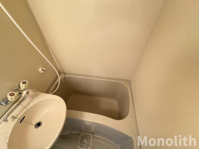 リバーサイド池の浴室