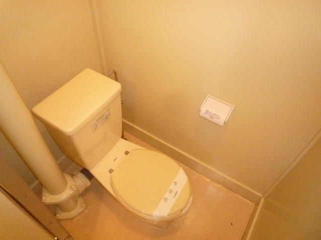 ハイム柏洋のトイレ|ゆったりとした空間のトイレです