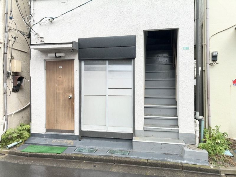 浜砂マンションのエントランス