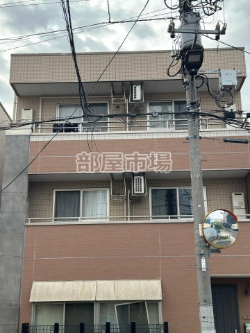 ハイツクレールの外観