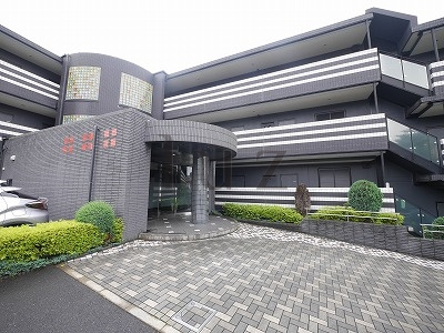 アートスペース横浜のエントランス