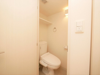 【トイレ】 | プレサンスタワー難波WEST | 清潔感のあるトイレです