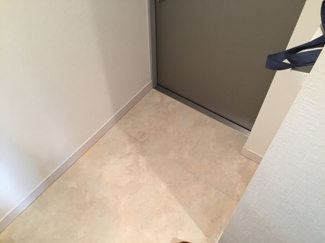 【玄関】 | スワンズシティ北堀江 | 明るい玄関です
