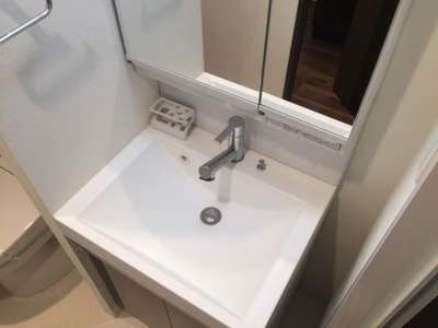 【独立洗面台】 | スワンズシティ北堀江 | 使いやすい独立洗面台です