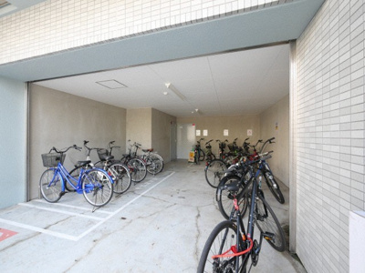 【その他共用部分】 | グランパシフィック戎本町 | 駐輪場です