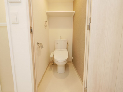 【トイレ】 | プレミアムステージ新大阪駅前Ⅱ | シンプルで使いやすいトイレです