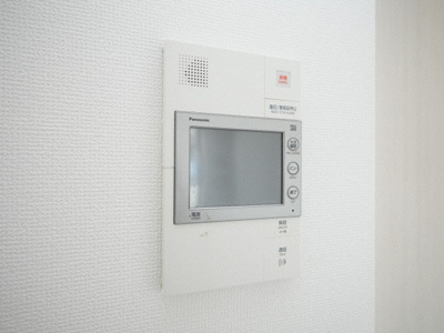 【セキュリティ】 | エスリード難波ステーションゲート サウステラス | モニター付きインターホンです