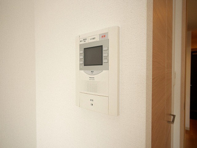 【セキュリティ】 | ファステート玉造駅前ダミュウ | モニター付きインターフォンです