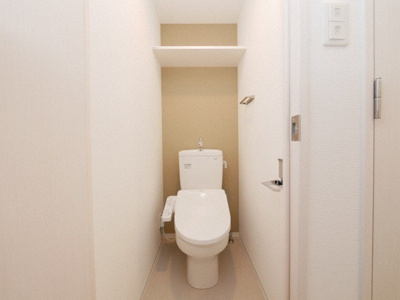 【トイレ】 | エスリード難波ザ・ゲート | ゆったりとした空間のトイレです