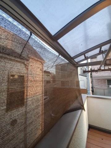 下落合4丁目戸建のバルコニー|屋根付きバルコニー