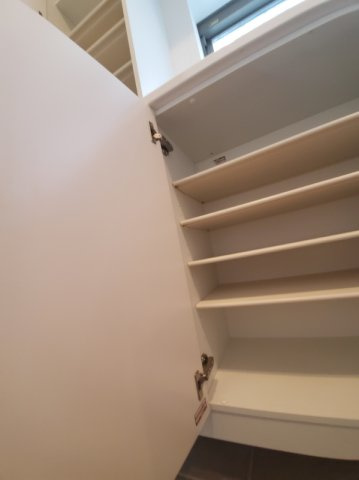 下落合4丁目戸建の収納