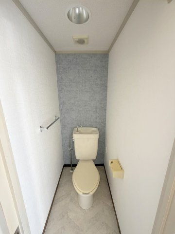 広島市西区中広町３丁目の賃貸マンションのトイレ