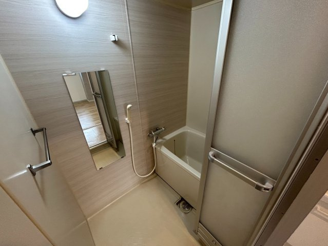 サンパーラ板垣の浴室