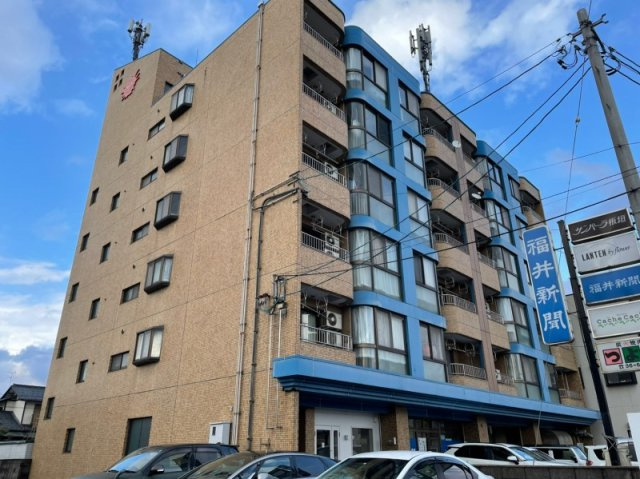 サンパーラ板垣の外観