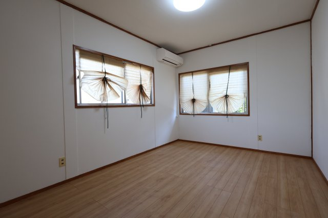 【洋室】 | 河内長野市南青葉台貸家