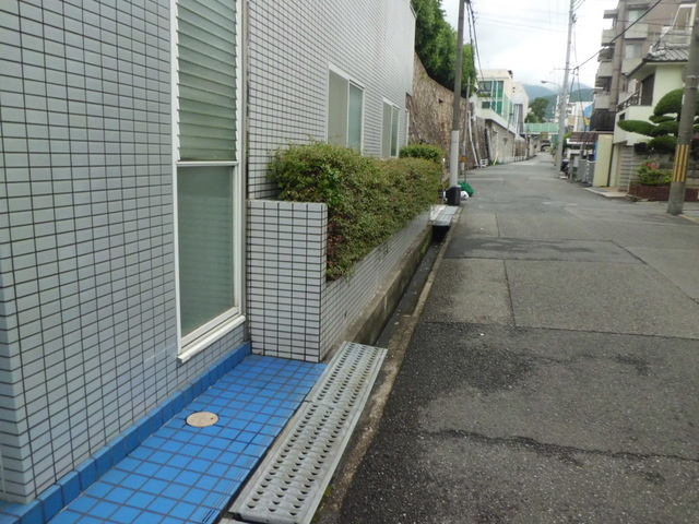 ロジェール東灘のエントランス