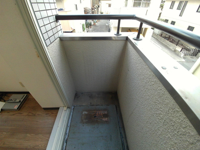 ロジェール東灘のバルコニー