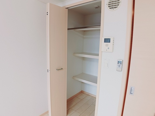【エントランス】カモミール 