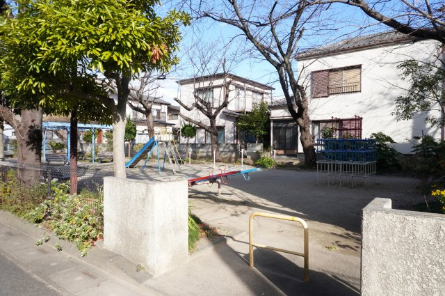 コーポ南越谷A棟の周辺|公園