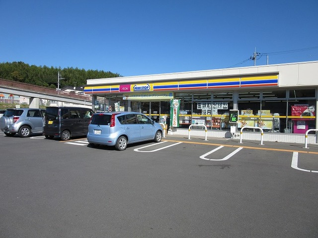 サンライフトウの周辺