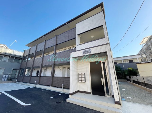 鎌倉市岩瀬１丁目のアパート