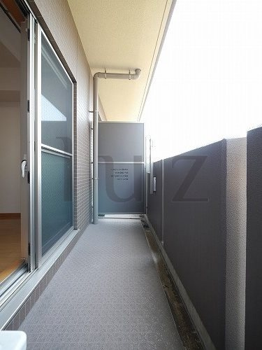 ノーブルコーケ横浜のバルコニー