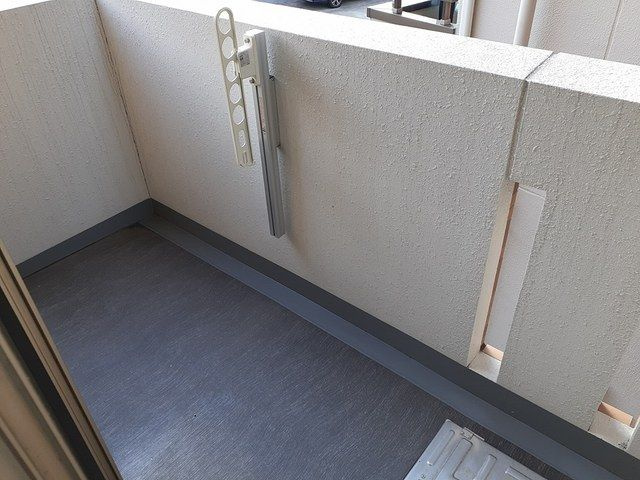ペンディーオ ソプラ 夢見ヶ崎のバルコニー