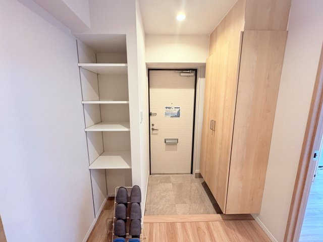 ライオンズマンション松山の玄関