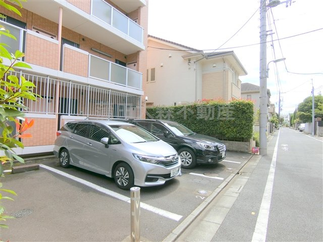 マーサ池上の駐車場