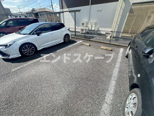 ルーシャス２１の駐車場|高崎、前橋のお部屋探しはエンドスケープまで！お客様の理想お聞かせ下さい♪