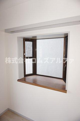 【洋室】 | エクシード西谷 | エクシード西谷　出窓