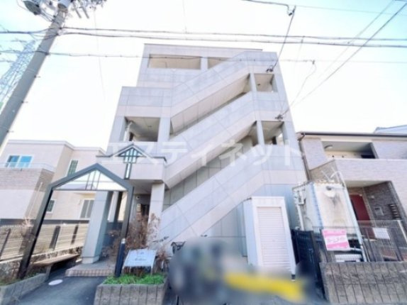 フェリーチェ