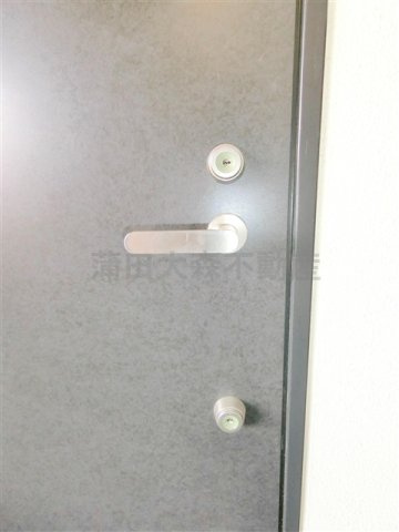 パークアクシス蒲田壱番館の玄関