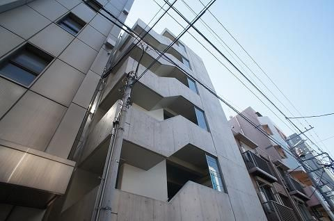 ライヴス森下スタジオの外観