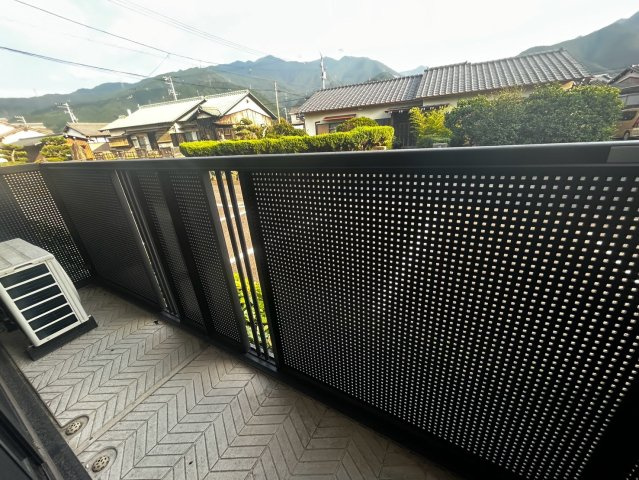 セジュール北内のバルコニー