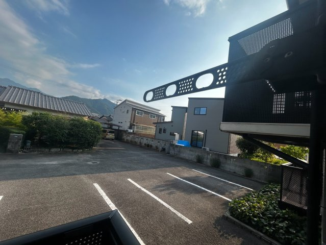 セジュール北内の駐車場