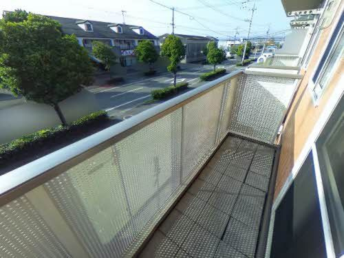 シャーメゾンＭＡＥＤＡ Ａ棟のバルコニー