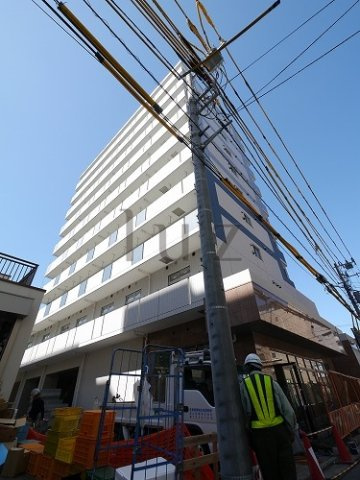 スカイブルーレジデンス横浜の外観
