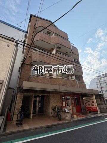 メゾンカスガの外観