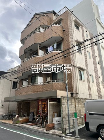 メゾンカスガの外観