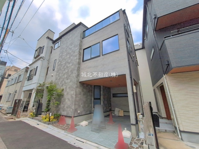 杉並区阿佐谷北1丁目 限定1棟の外観|【堂々完成につきお気軽にご見学いただけます♪♪】
LDK18.0帖♪3LDK邸宅　限定1棟