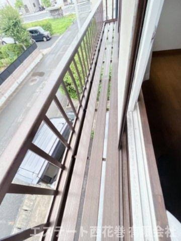 花巻市二枚橋町大通り１丁目のアパートのバルコニー|サービスバルコニー