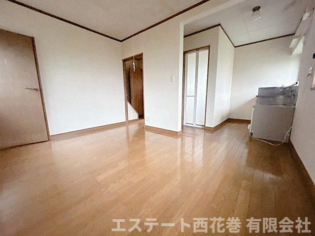 花巻市二枚橋町大通り１丁目のアパートの居間・リビング