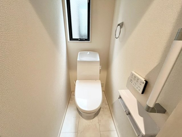 リーブルガーデン堺市東区大美野６期のトイレ