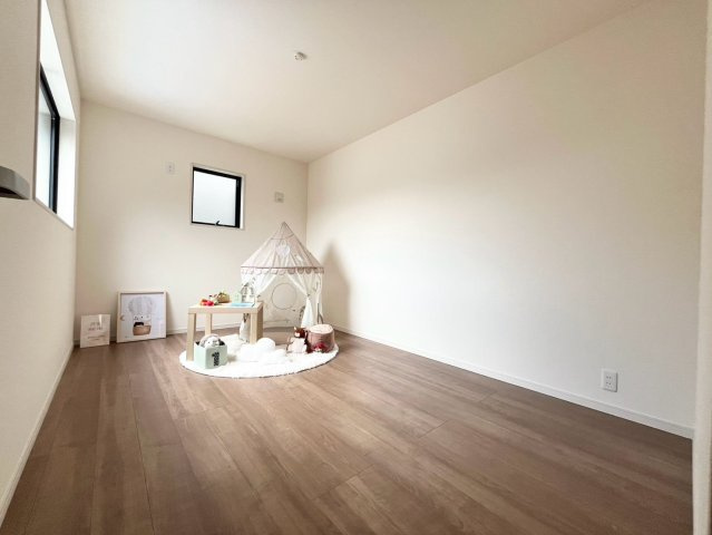 リーブルガーデン堺市東区大美野６期の洋室