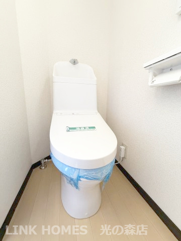 熊本市西区島崎３丁目の一戸建てのトイレ