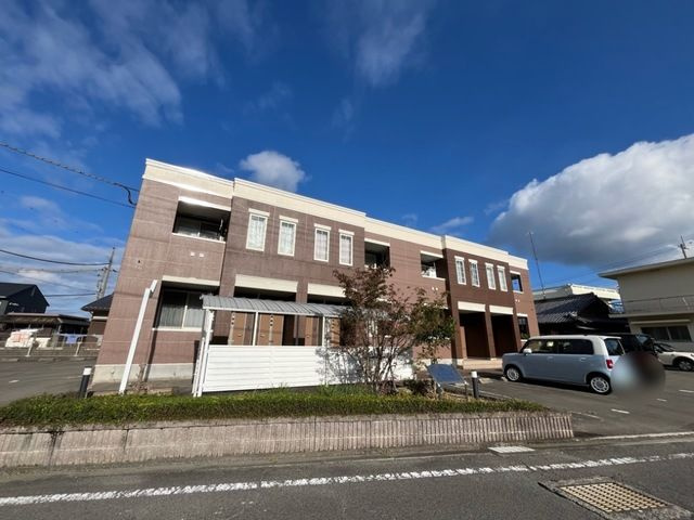 グラート・Ｍの外観