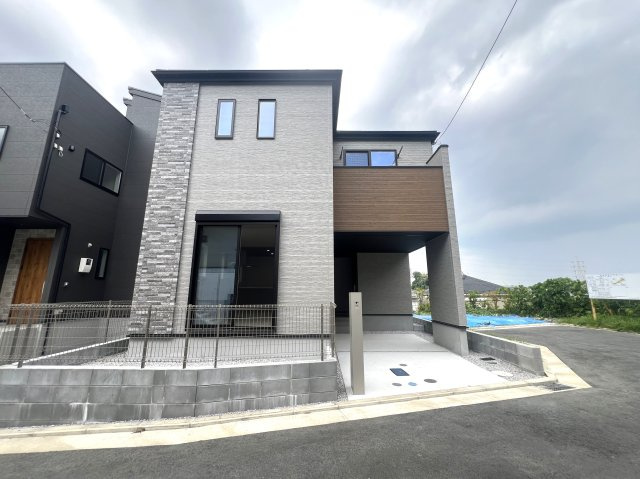 屋上バルコニー付◎家族で紡ぐ穏やかなプライベート空間♪好きな棟を選べるのは今だけ！な【戸塚区上矢部町新築戸建】